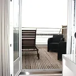 Logis Sea View 3*