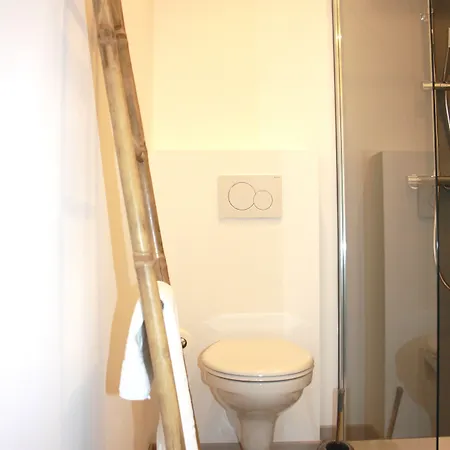 Logis Sea View 3*