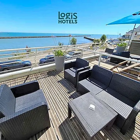 Logis Sea View Hotel