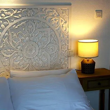 Logis Sea View 3*