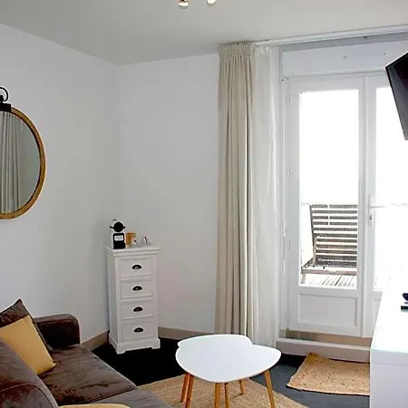 Hotel Logis Sea View