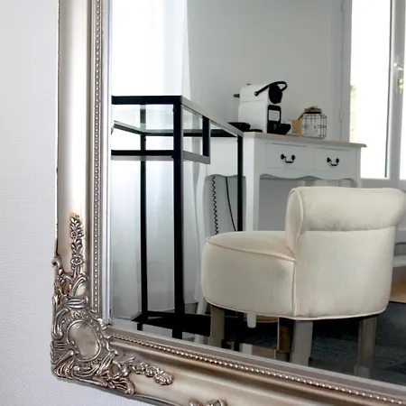 Hotel Logis Sea View 3*