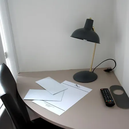 Hotel Logis Sea View 3*