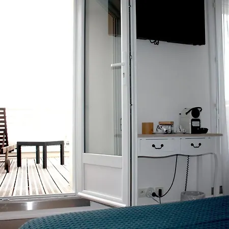 Logis Sea View Szálloda