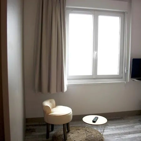 Szálloda Logis Sea View