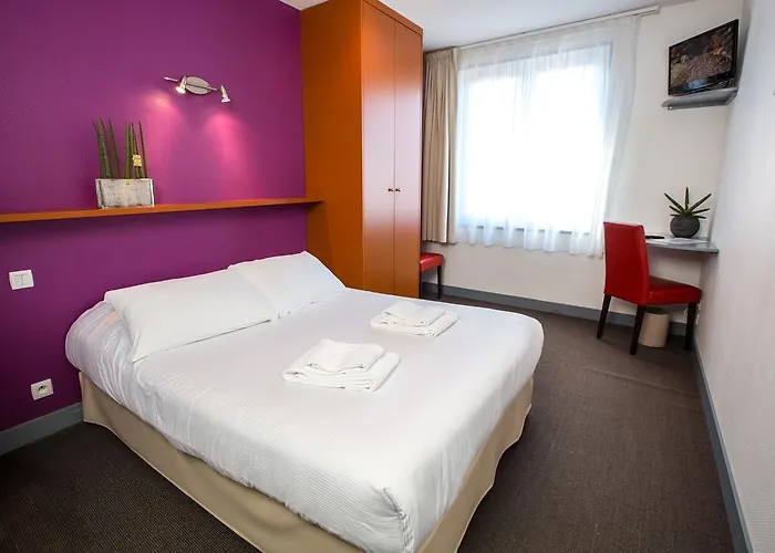 Logis Sea View 3* 圣吉尔-克鲁瓦德维