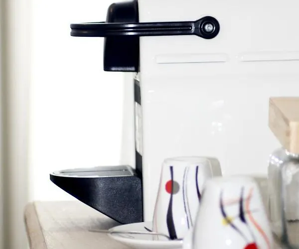 Logis Sea View 圣吉尔-克鲁瓦德维